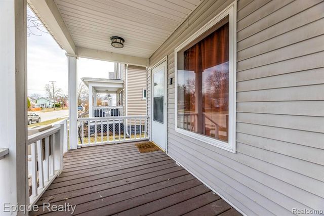 749 16th Street, Port Huron, MI 48060