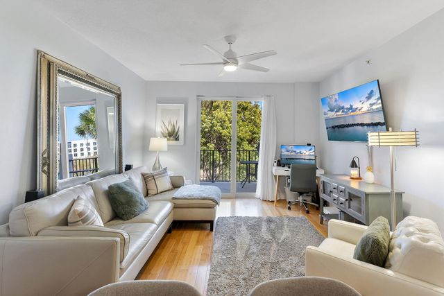 255 NE 3rd Avenue Unit 2307, Delray Beach, FL 33444