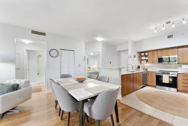 255 NE 3rd Avenue Unit 2307, Delray Beach, FL 33444