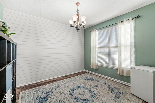 7821 Wedgetail Drive, Zionsville, IN 46077