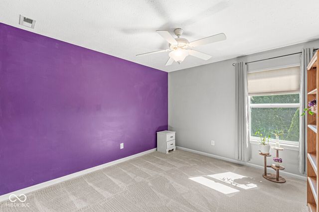 7821 Wedgetail Drive, Zionsville, IN 46077