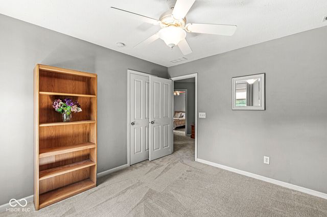 7821 Wedgetail Drive, Zionsville, IN 46077