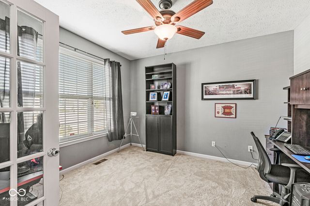 7821 Wedgetail Drive, Zionsville, IN 46077