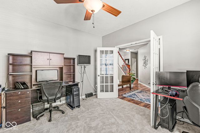 7821 Wedgetail Drive, Zionsville, IN 46077