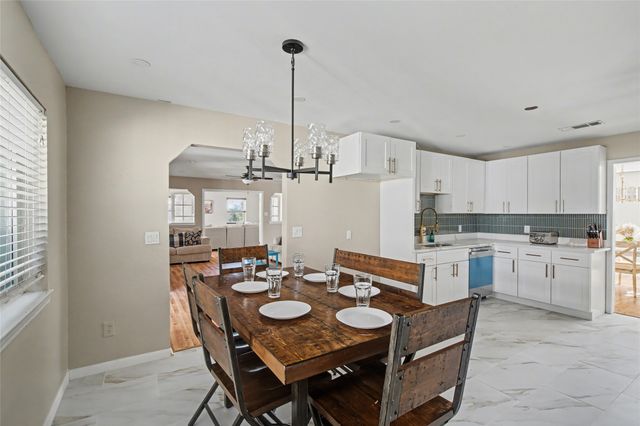 30 Crestwood Drive, Trophy Club, TX 76262