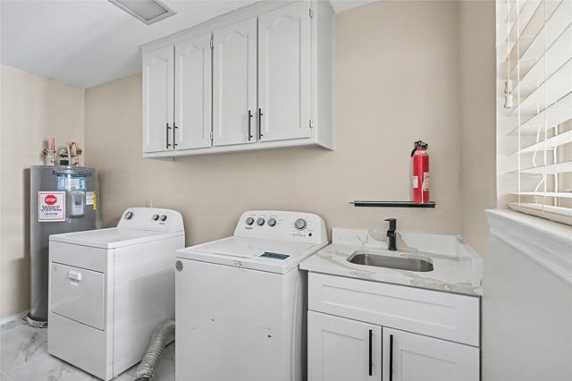 30 Crestwood Drive, Trophy Club, TX 76262