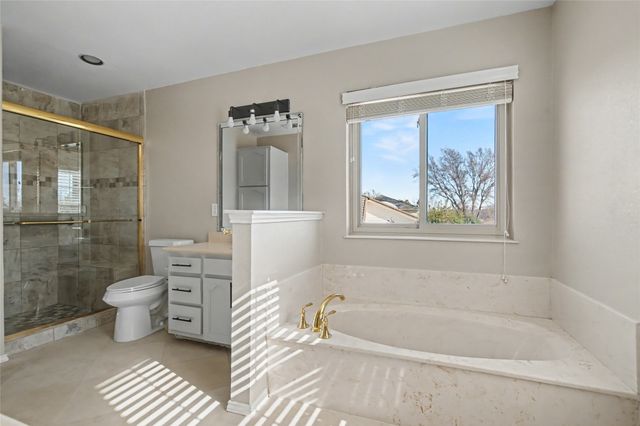 30 Crestwood Drive, Trophy Club, TX 76262