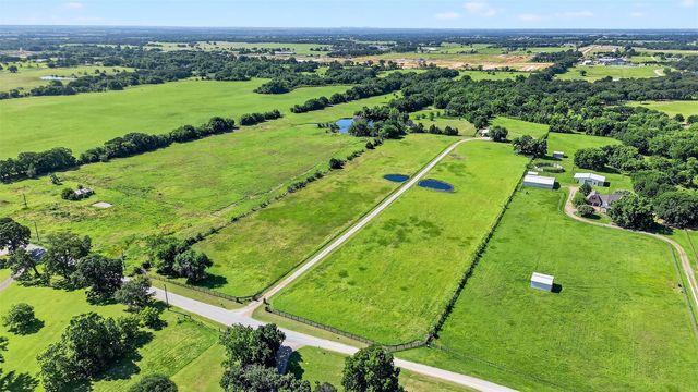 12041 Bell Road, Pilot Point, TX 76258