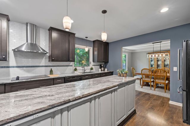 3405 Sycamore Lane N, Plymouth, MN 55441