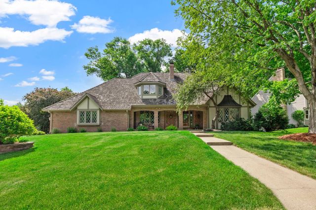 3405 Sycamore Lane N, Plymouth, MN 55441
