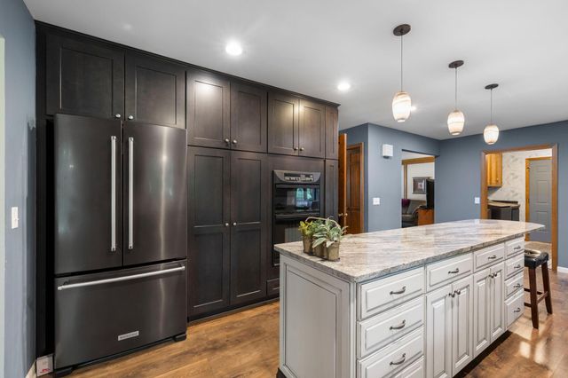 3405 Sycamore Lane N, Plymouth, MN 55441