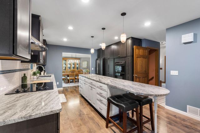 3405 Sycamore Lane N, Plymouth, MN 55441