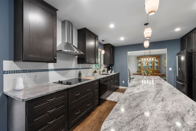 3405 Sycamore Lane N, Plymouth, MN 55441