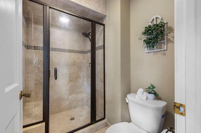 3405 Sycamore Lane N, Plymouth, MN 55441