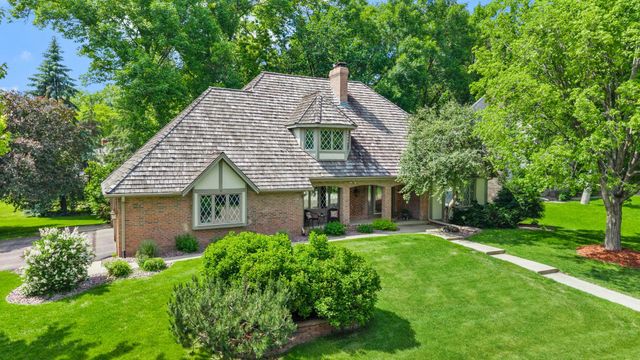 3405 Sycamore Lane N, Plymouth, MN 55441