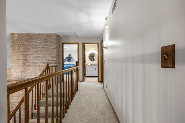 3405 Sycamore Lane N, Plymouth, MN 55441