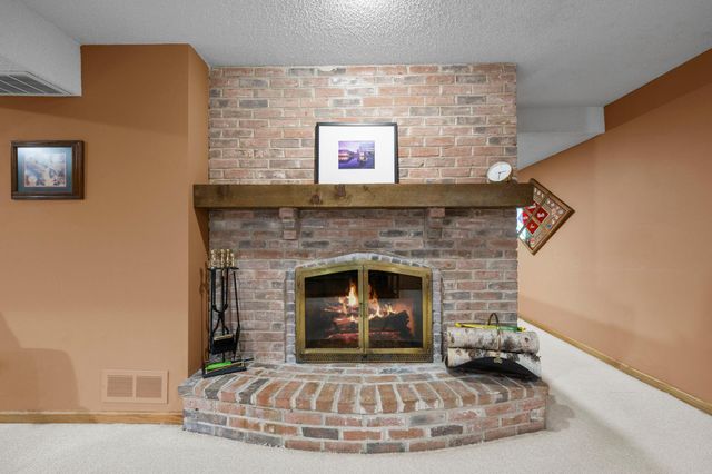 3405 Sycamore Lane N, Plymouth, MN 55441