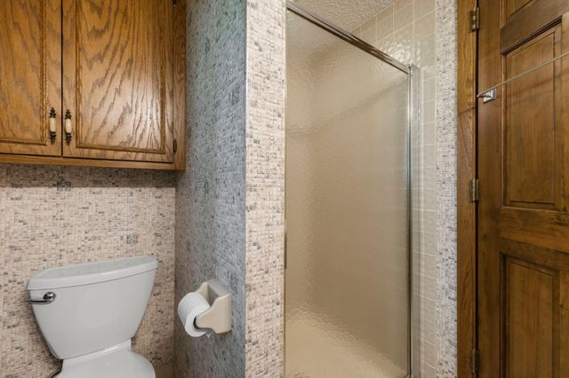 3405 Sycamore Lane N, Plymouth, MN 55441