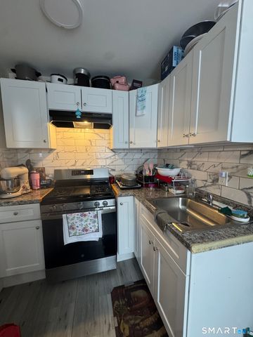 35 Cliff Street, Norwich, CT 06360