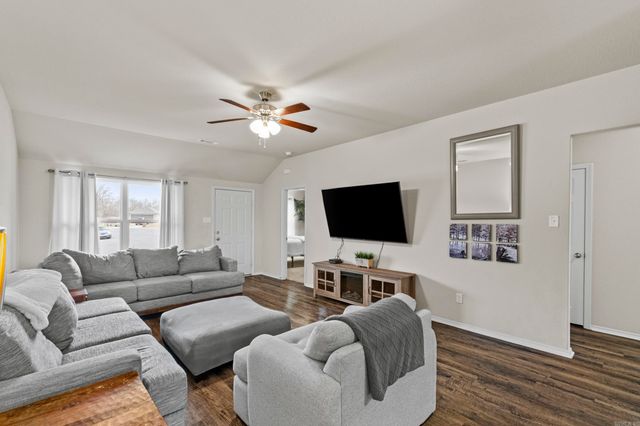 6616 Trammel Estates Lane, Sherwood, AR 72117