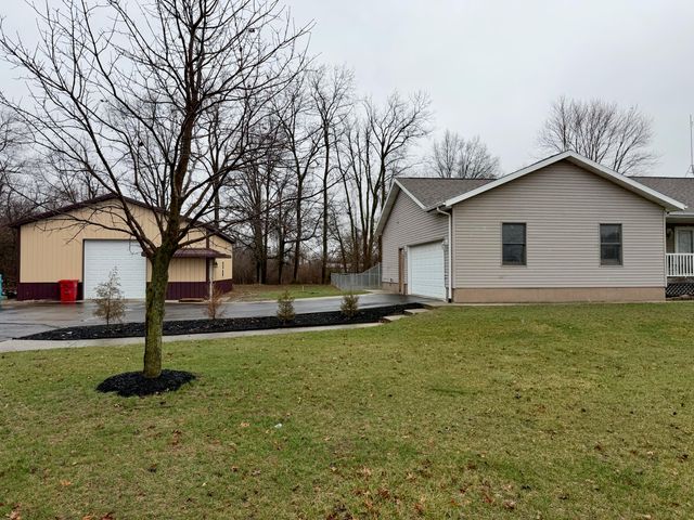 5850 W 600 N, Winamac, IN 46996