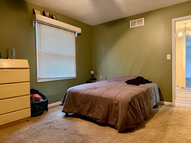 5850 W 600 N, Winamac, IN 46996