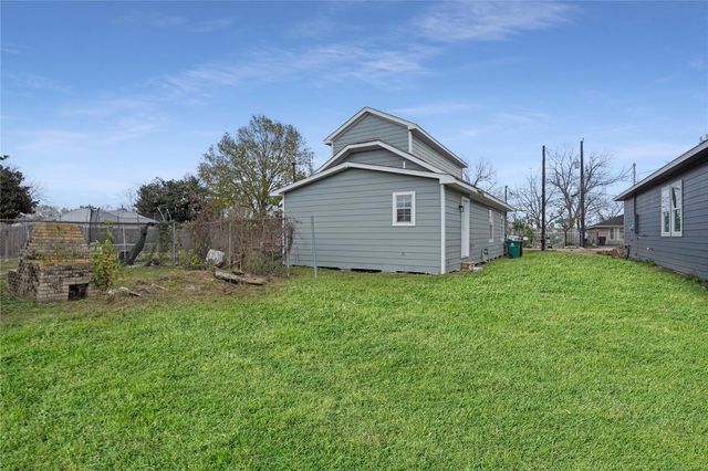 8505 Denby Street, Houston, TX 77012