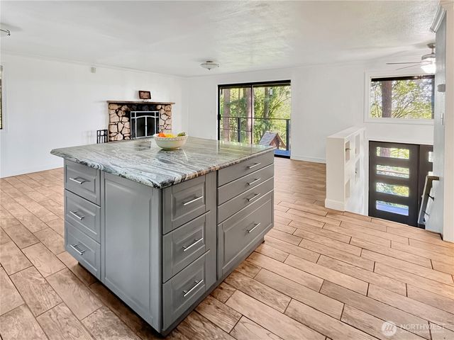 1618 SE Aust Manor Drive, Chehalis, WA 98532