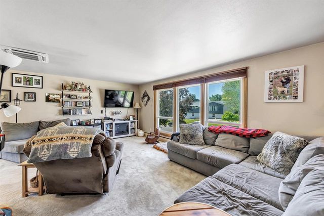 1602 BRUCE LANE, Green Bay, WI 54304