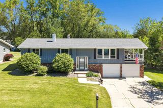 1602 BRUCE LANE, Green Bay, WI 54304