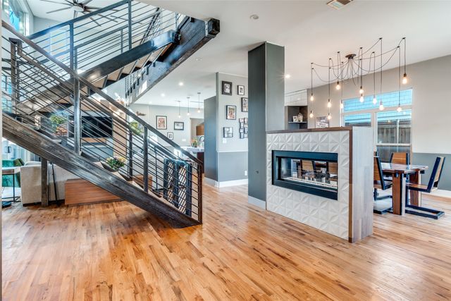 8915 Stanwood Drive, Dallas, TX 75228