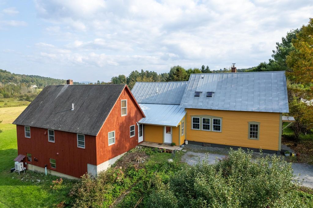 139 Hollow Wood Road, Peacham, VT 05862