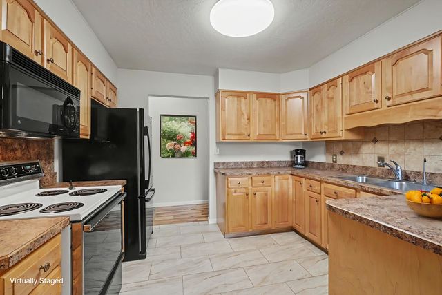 4180 Rosewood Drive, Saginaw, MI 48603