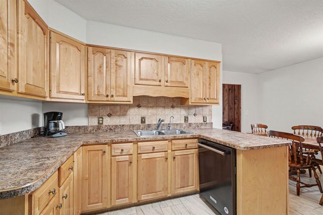 4180 Rosewood Drive, Saginaw, MI 48603