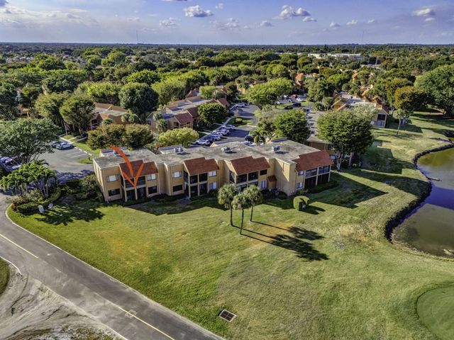 11282 GREEN LAKE Drive 104, Boynton Beach, FL 33437
