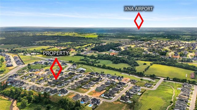 8003 W Bancroft Street, Rogers, AR 72758