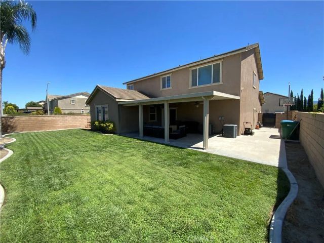 14752 Oak Leaf, Eastvale, CA 92880