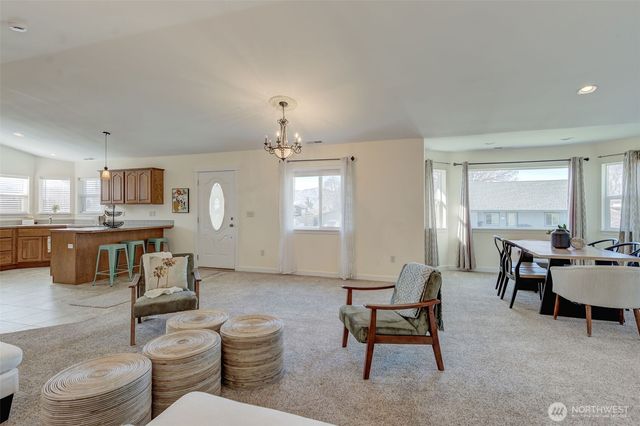 225 N Nile Avenue, East Wenatchee, WA 98802