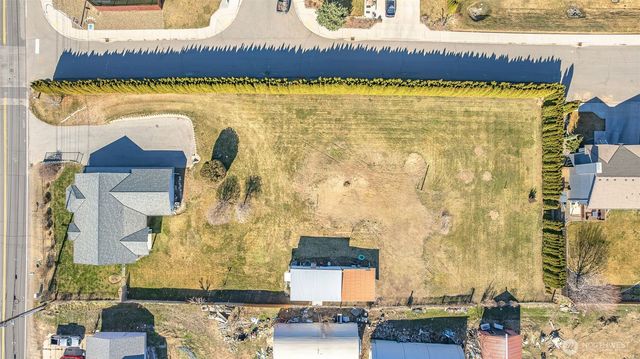 225 N Nile Avenue, East Wenatchee, WA 98802