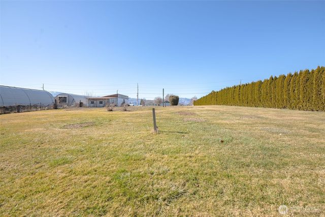 225 N Nile Avenue, East Wenatchee, WA 98802