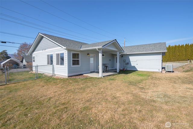 225 N Nile Avenue, East Wenatchee, WA 98802