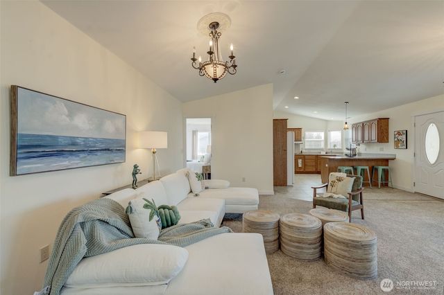 225 N Nile Avenue, East Wenatchee, WA 98802