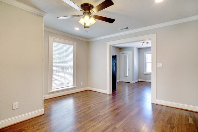 1511 Clover Lane 3, Fort Worth, TX 76107