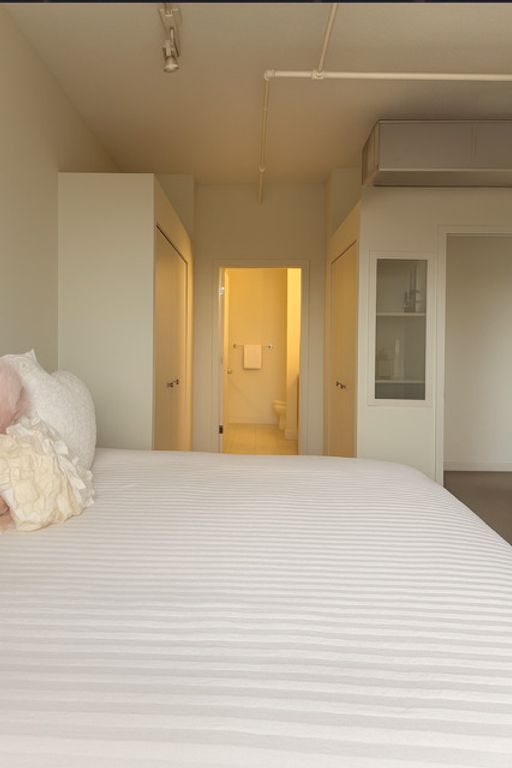 Image 16 of property listing at 737 W Washington Boulevard 1209, Chicago, IL 60661