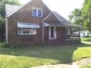 25 Fernwood Avenue, West Seneca, NY 14206