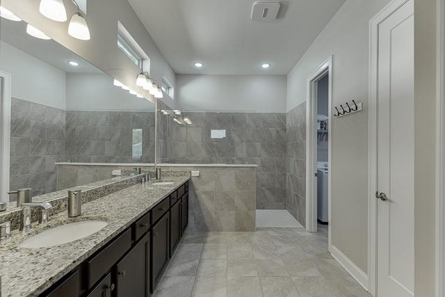 6968 River Rock Drive, Flowery Branch, GA 30542