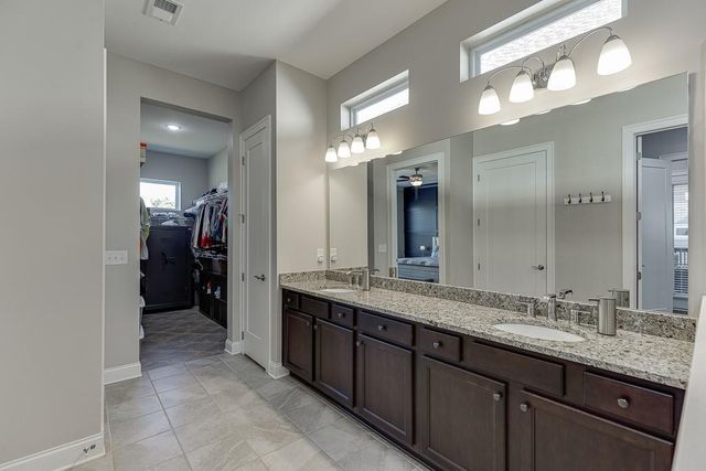 6968 River Rock Drive, Flowery Branch, GA 30542