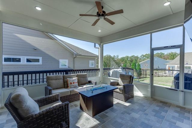 6968 River Rock Drive, Flowery Branch, GA 30542