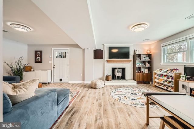 1106 MAINSAIL DR, Annapolis, MD 21403