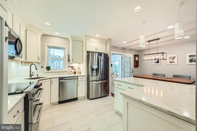 1106 MAINSAIL DR, Annapolis, MD 21403